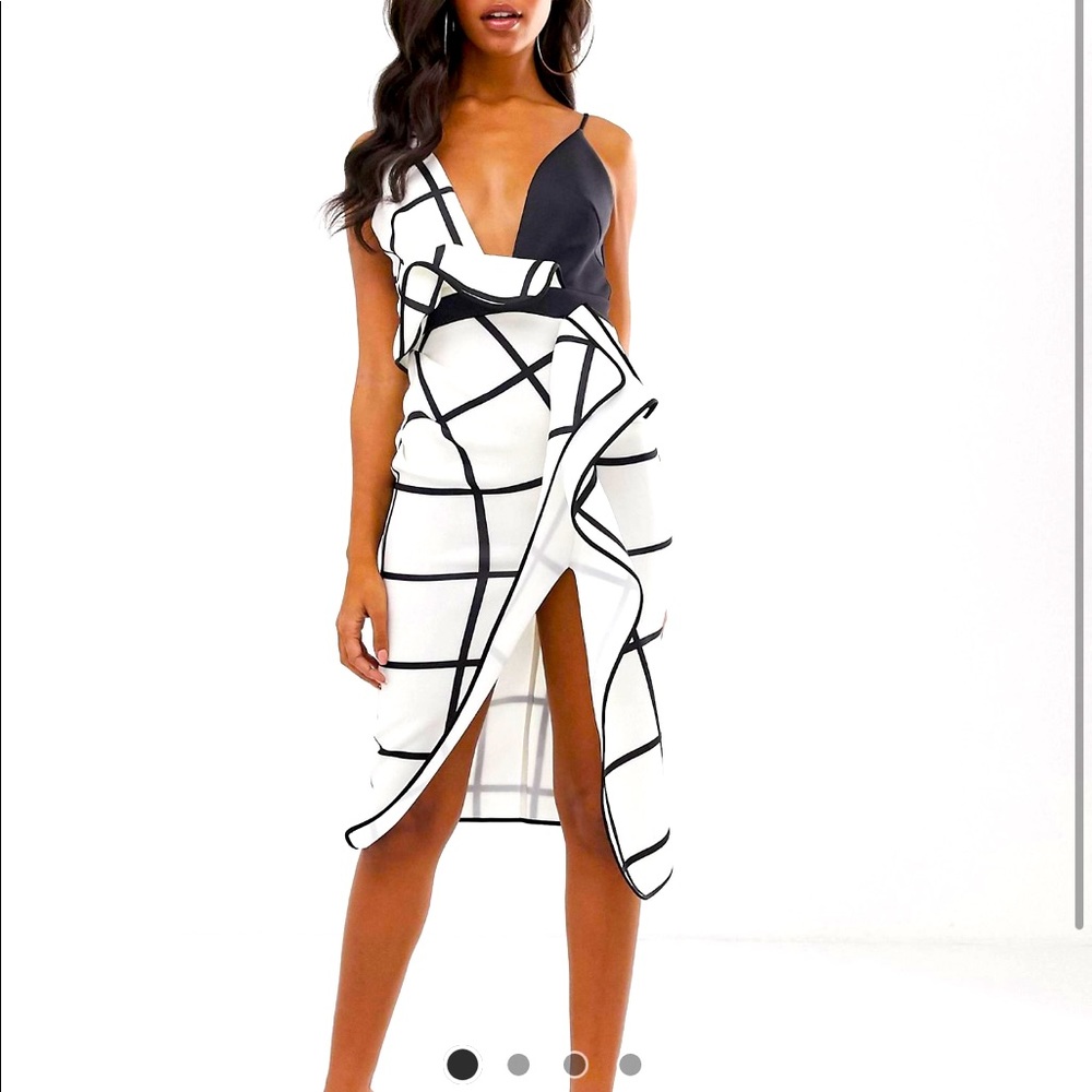 Mono grid Midi Dress 👗